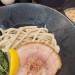 レス1番のリンク先のサムネイル画像